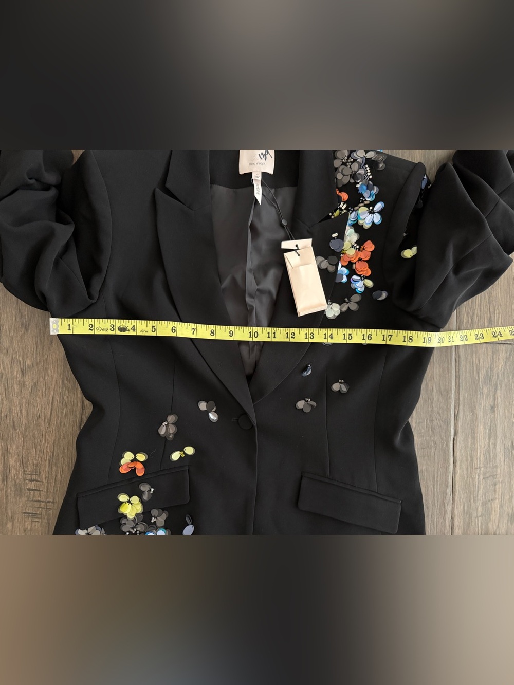 Cinq a Sept Cheyenne Blazer Sequin Flower Scrunched Sleeves - Picture 3 of 4